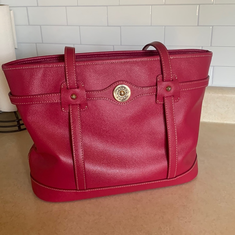 Pink Dooney & Bourke shoulder bag